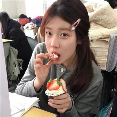 昨日女孩 在线观看封面